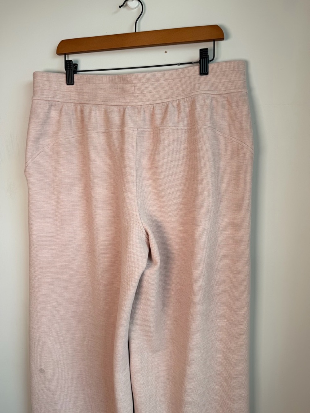 Lululemon Scuba Mid-Rise Wide-Leg Pant, Waffle - Picture 9 of 12